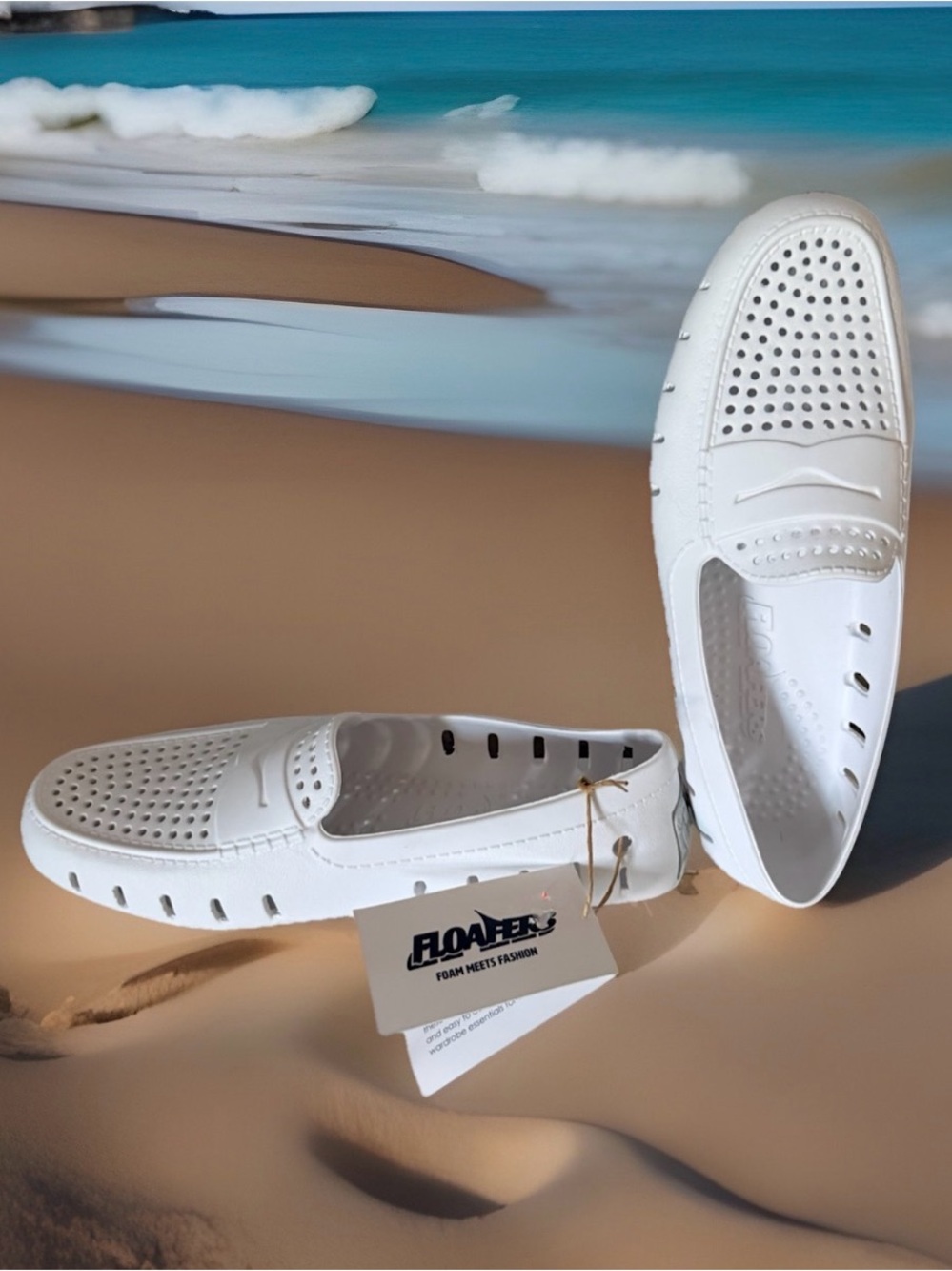 Floafers Men’s Size 9 Country Club Driver Loafers. Beach White. New In Box.
